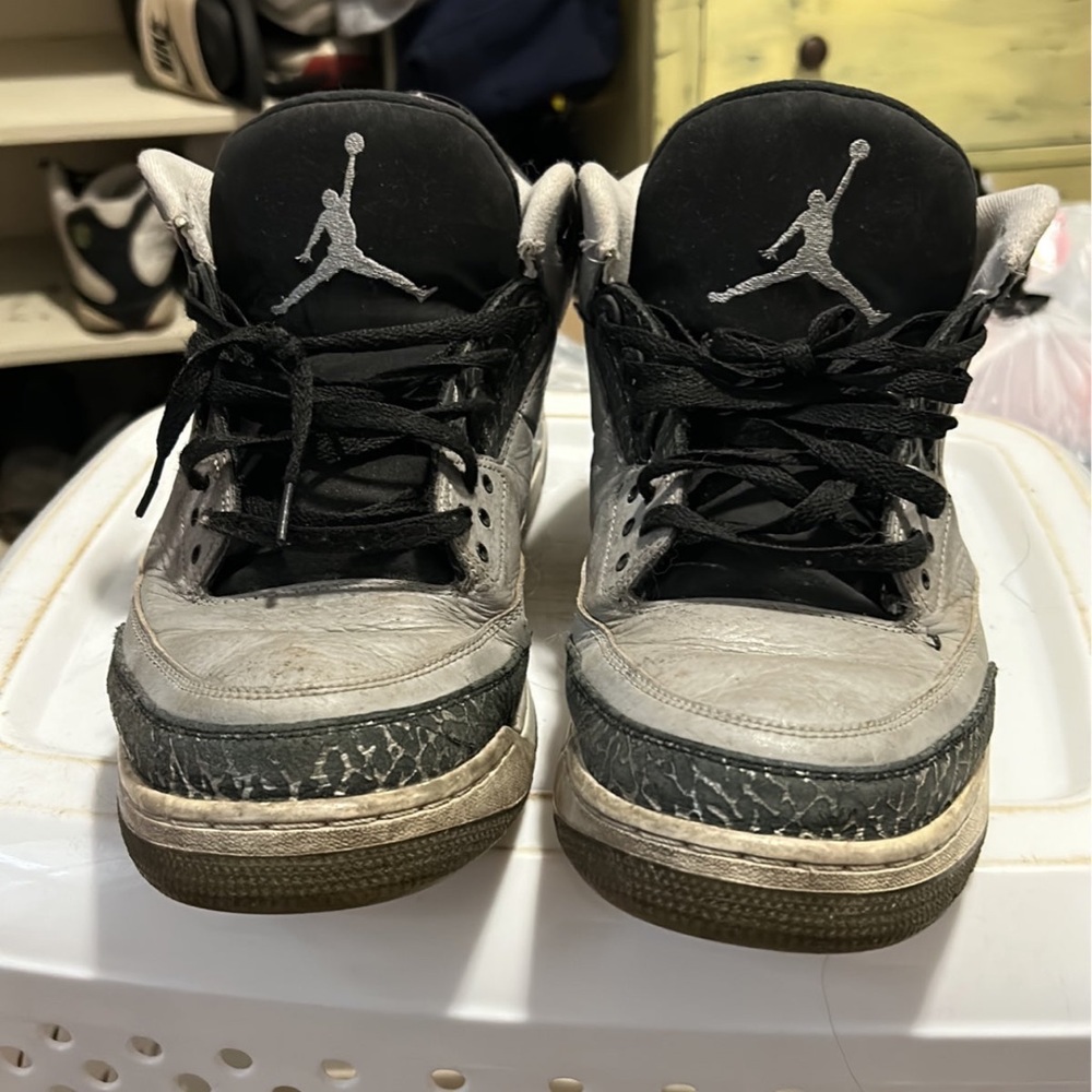 Mens Jordan 3